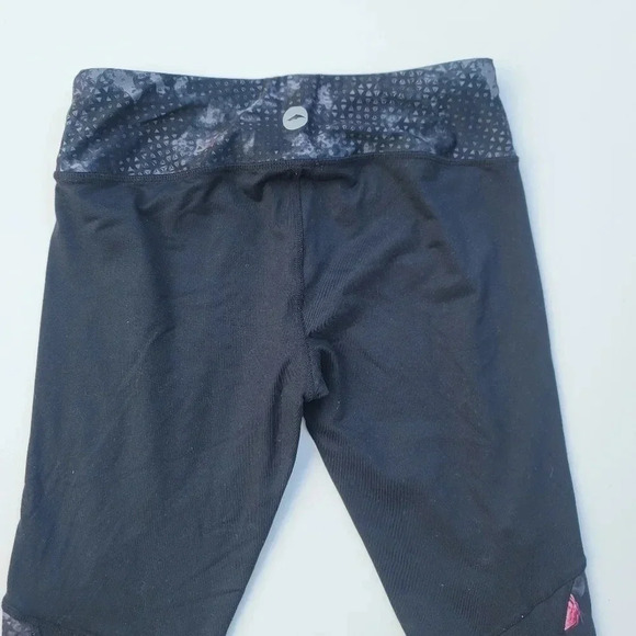 Avia Womens Core Performance Floral Panel Roses Leggings Black Pink sz XS - Picture 6 of 9